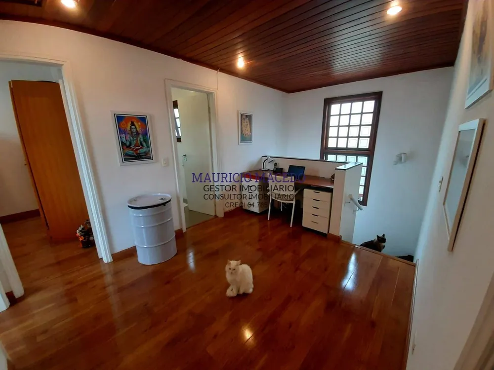 Casa, 3 quartos, 259 m² - Foto 8