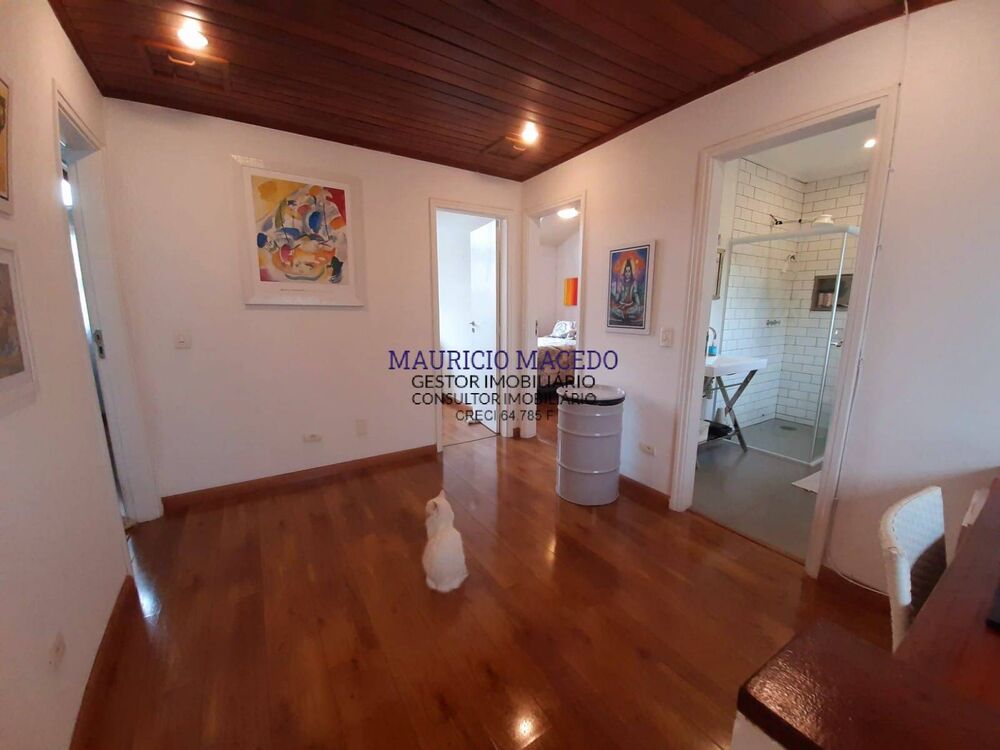 Casa, 3 quartos, 259 m² - Foto 1
