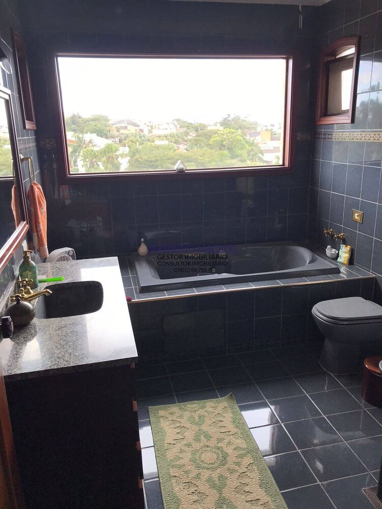 Casa, 4 quartos, 388 m² - Foto 2