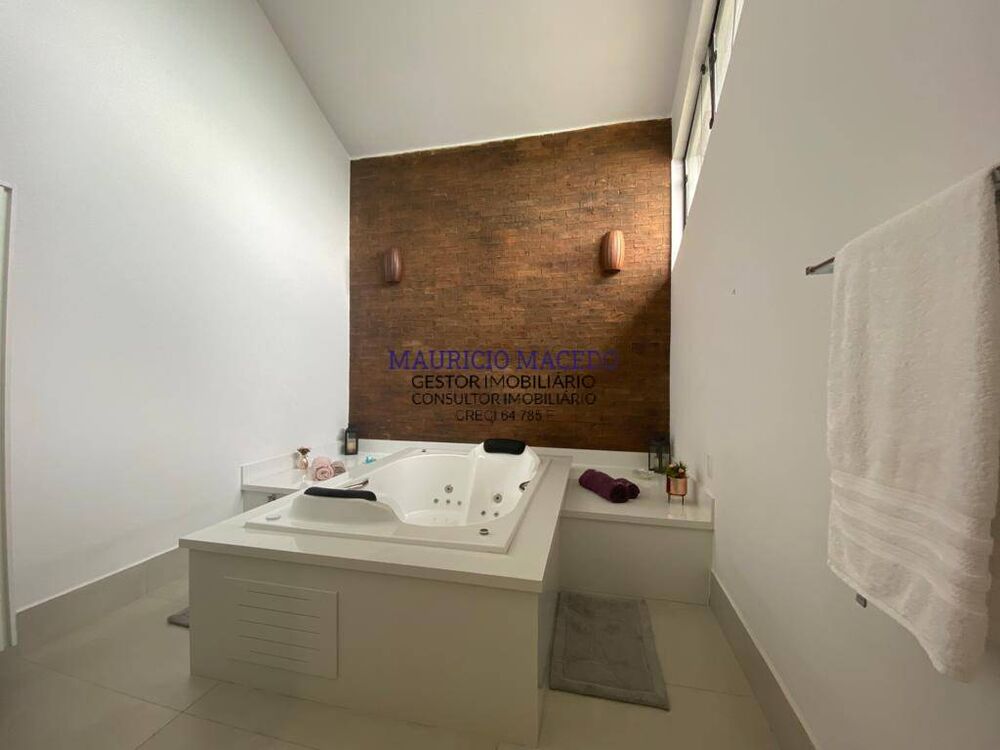 Casa, 4 quartos, 416 m² - Foto 1