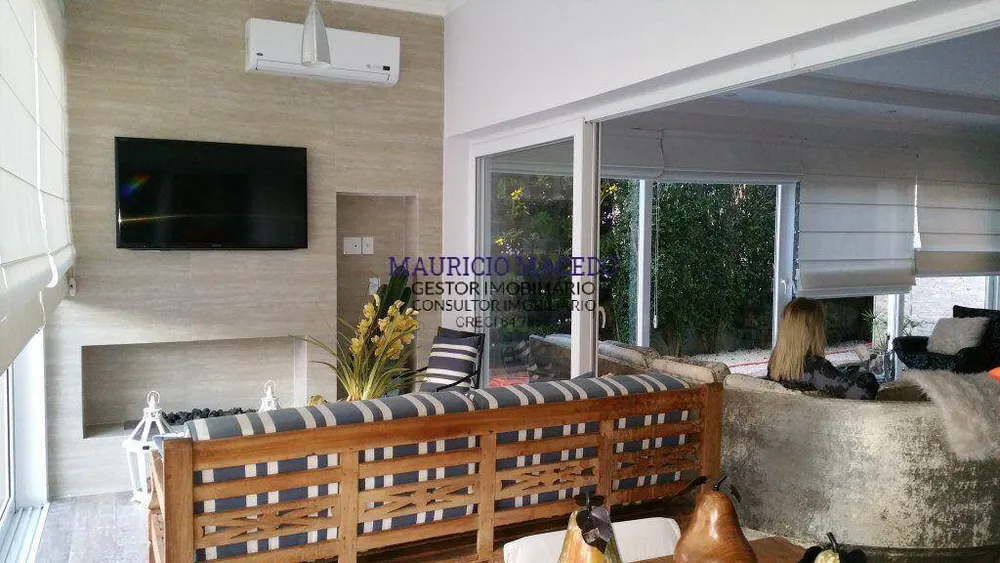 Casa, 4 quartos, 418 m² - Foto 1