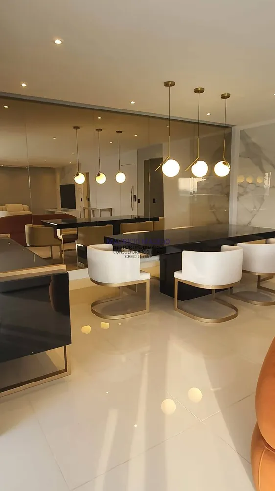 Apartamento, 3 quartos, 250 m² - Foto 1
