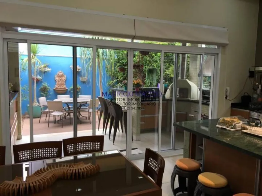 Casa, 3 quartos, 244 m² - Foto 9