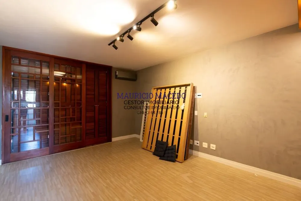 Casa, 6 quartos, 1568 m² - Foto 5