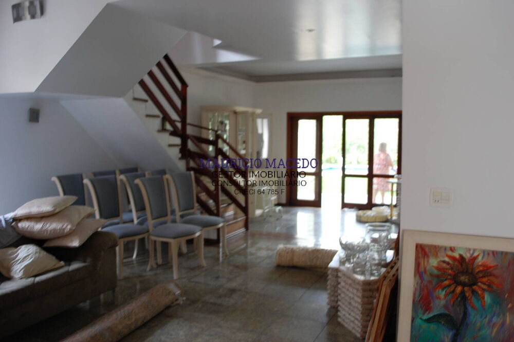 Casa para alugar com 4 quartos, 320m² - Foto 3