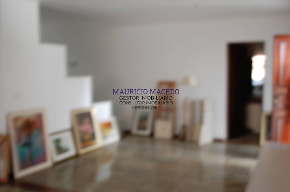 Casa para alugar com 4 quartos, 320m² - Foto 2