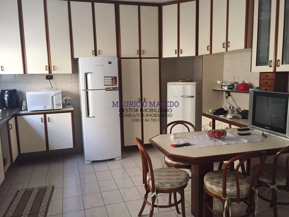 Casa, 4 quartos, 265 m² - Foto 8