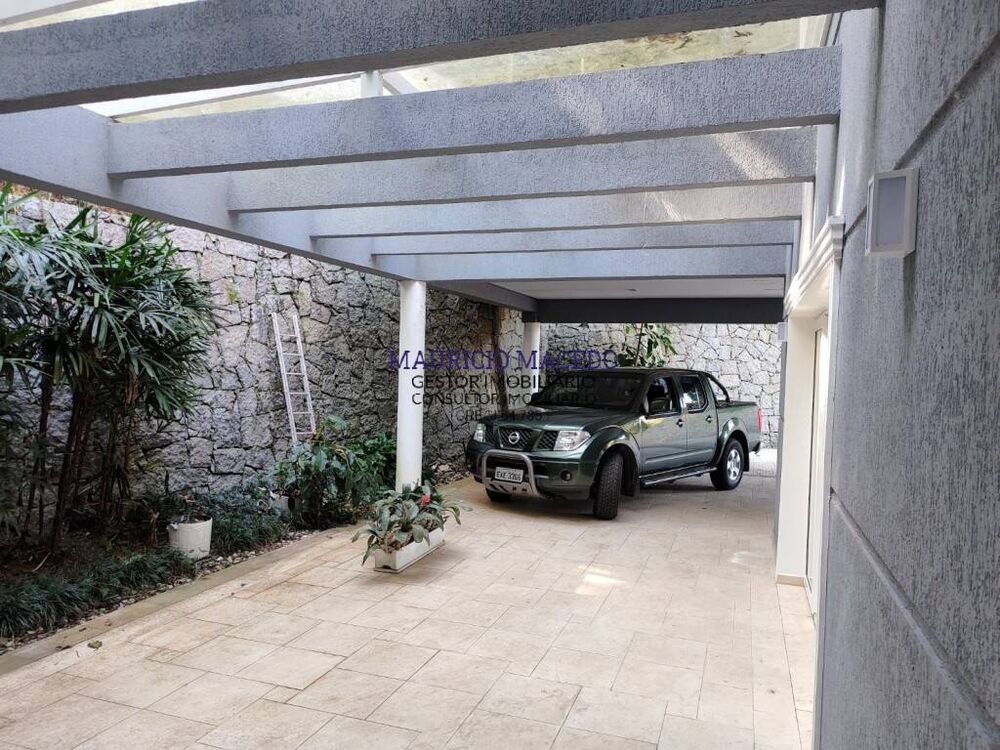 Casa para alugar com 4 quartos, 500m² - Foto 2