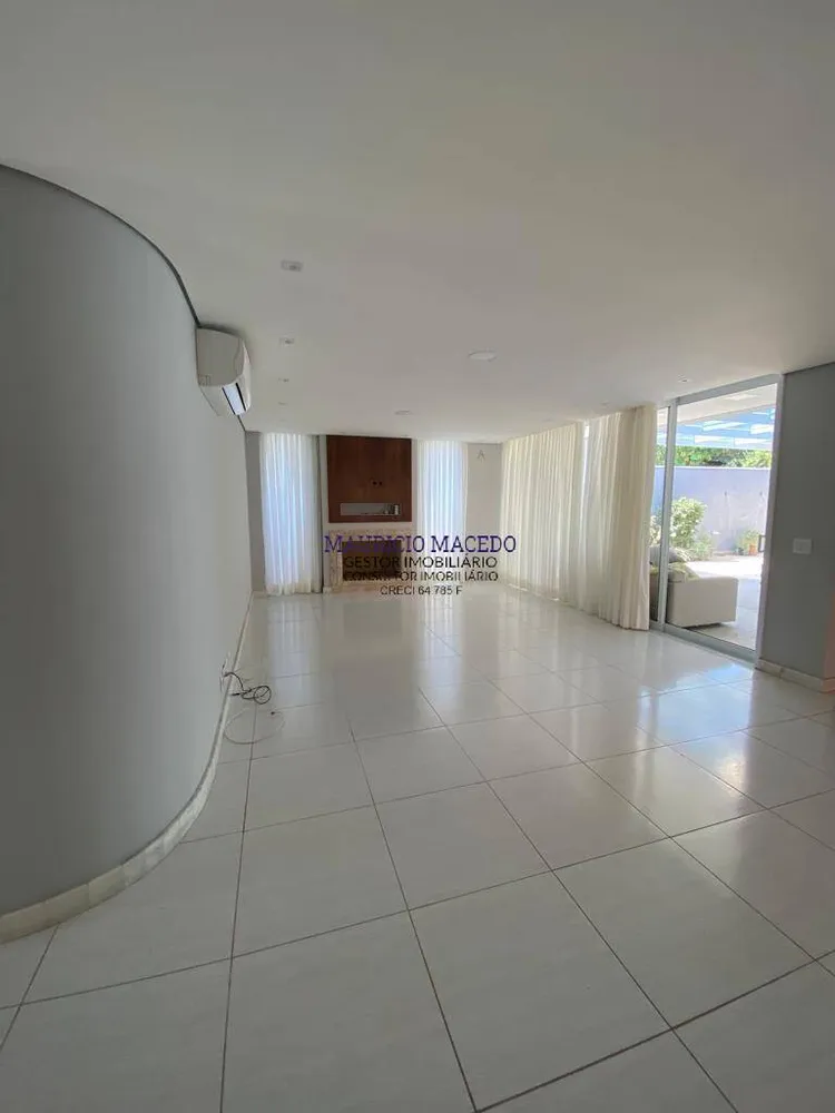 Casa, 4 quartos, 370 m² - Foto 2