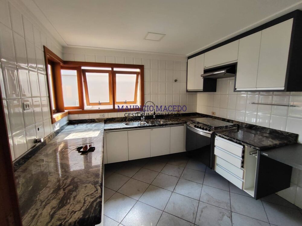 Casa, 4 quartos, 650 m² - Foto 3