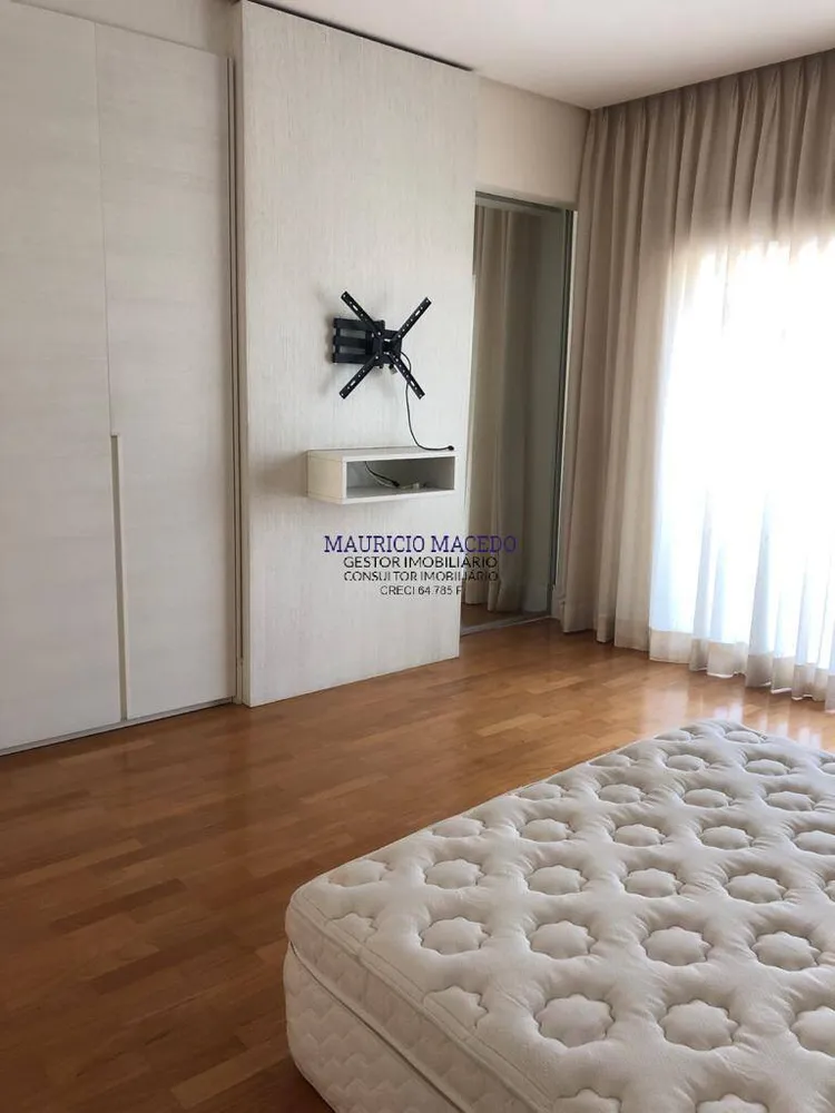 Casa, 4 quartos, 385 m² - Foto 2
