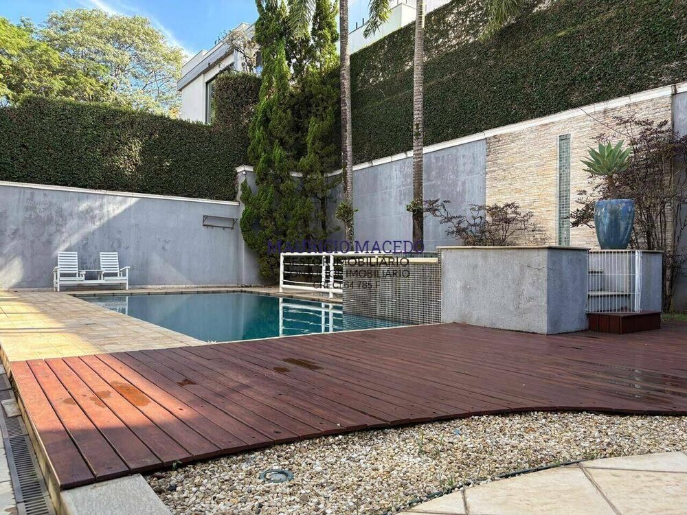 Casa, 4 quartos, 590 m² - Foto 2