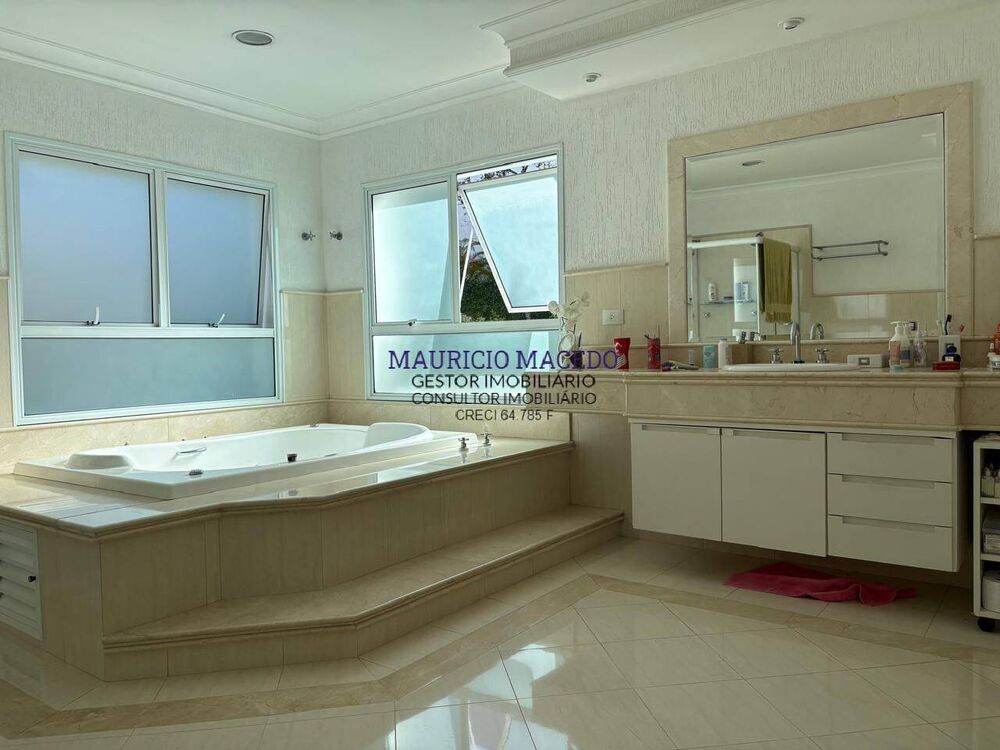 Casa, 4 quartos, 590 m² - Foto 3