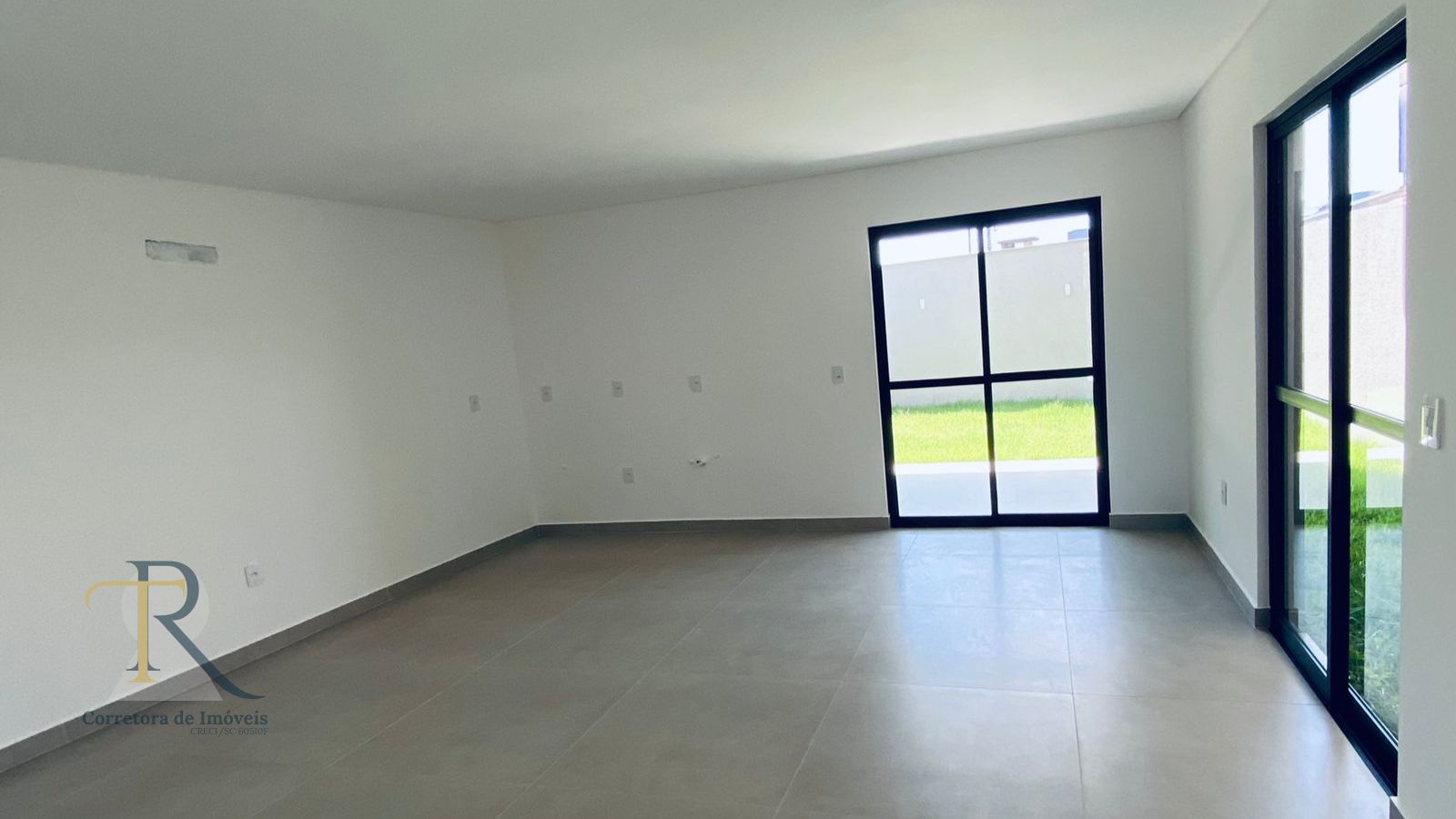 Sobrado à venda com 2 quartos, 158m² - Foto 18