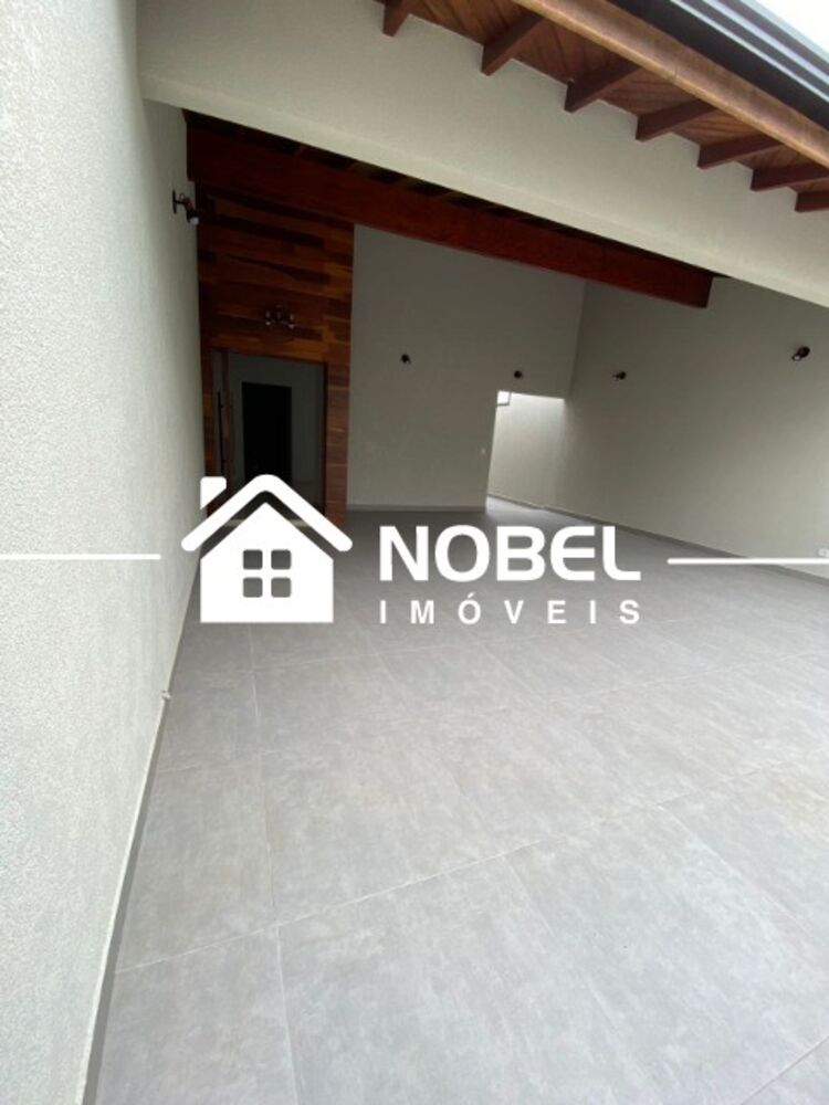 Casa à venda com 3 quartos, 250m² - Foto 4