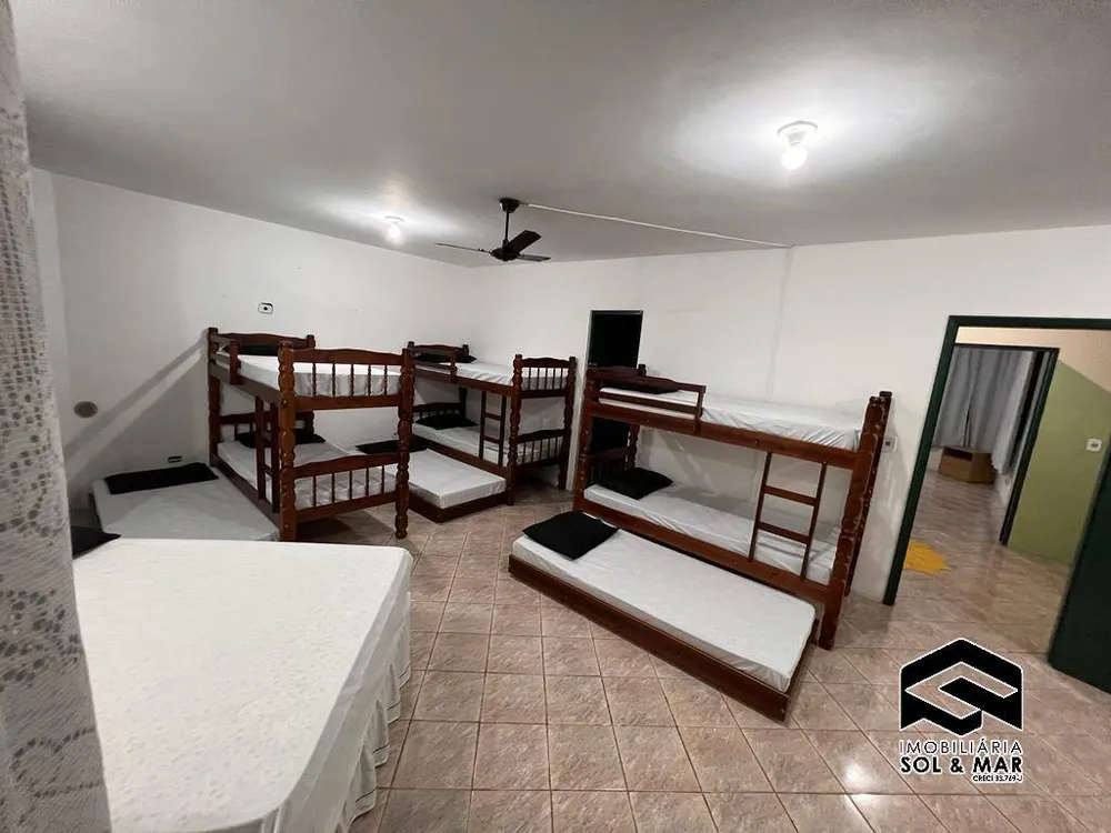 Casa, 4 quartos, 207 m² - Foto 1
