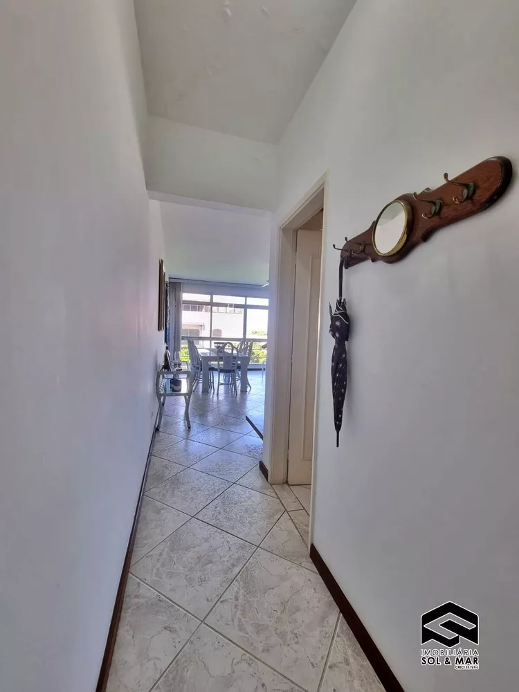 Apartamento à venda com 4 quartos, 210m² - Foto 2