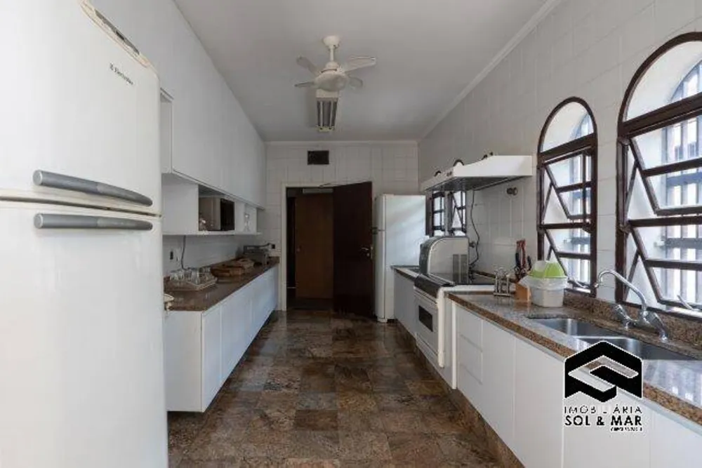Casa, 10 quartos, 1340 m² - Foto 10
