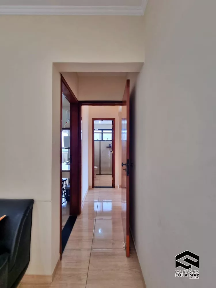 Apartamento à venda com 2 quartos, 70m² - Foto 4