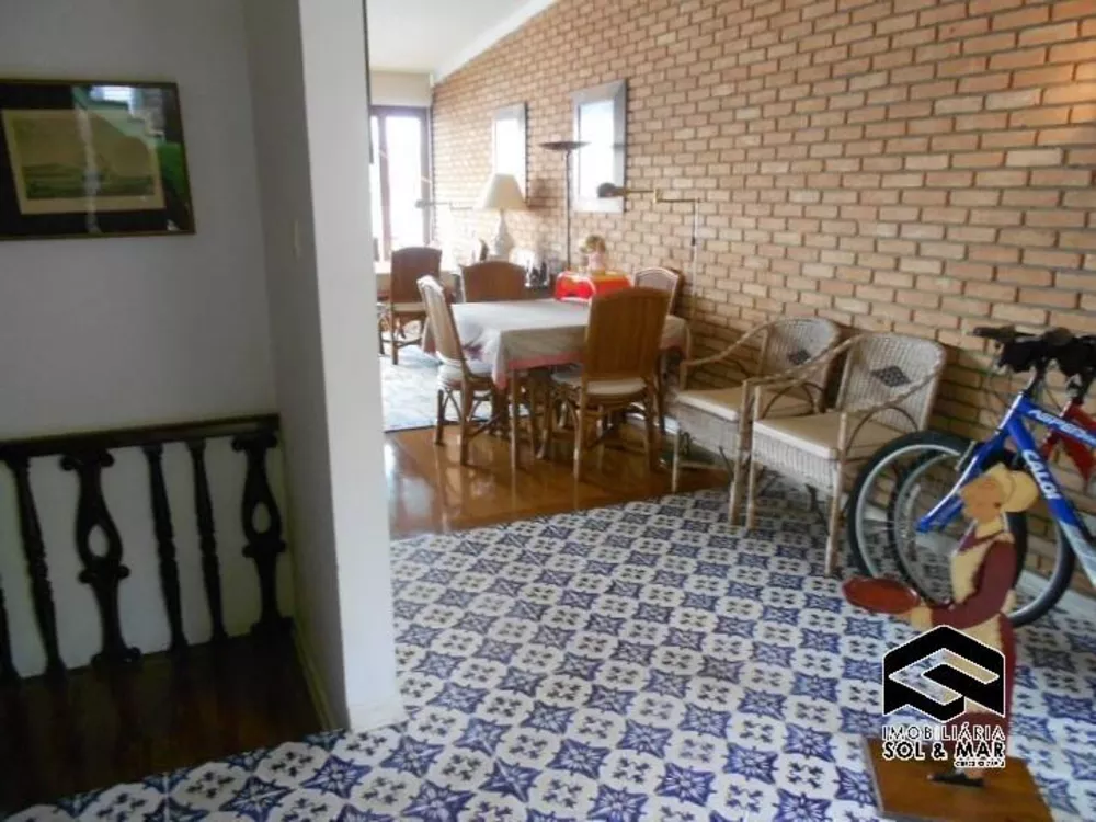 Casa à venda com 3 quartos, 450m² - Foto 4