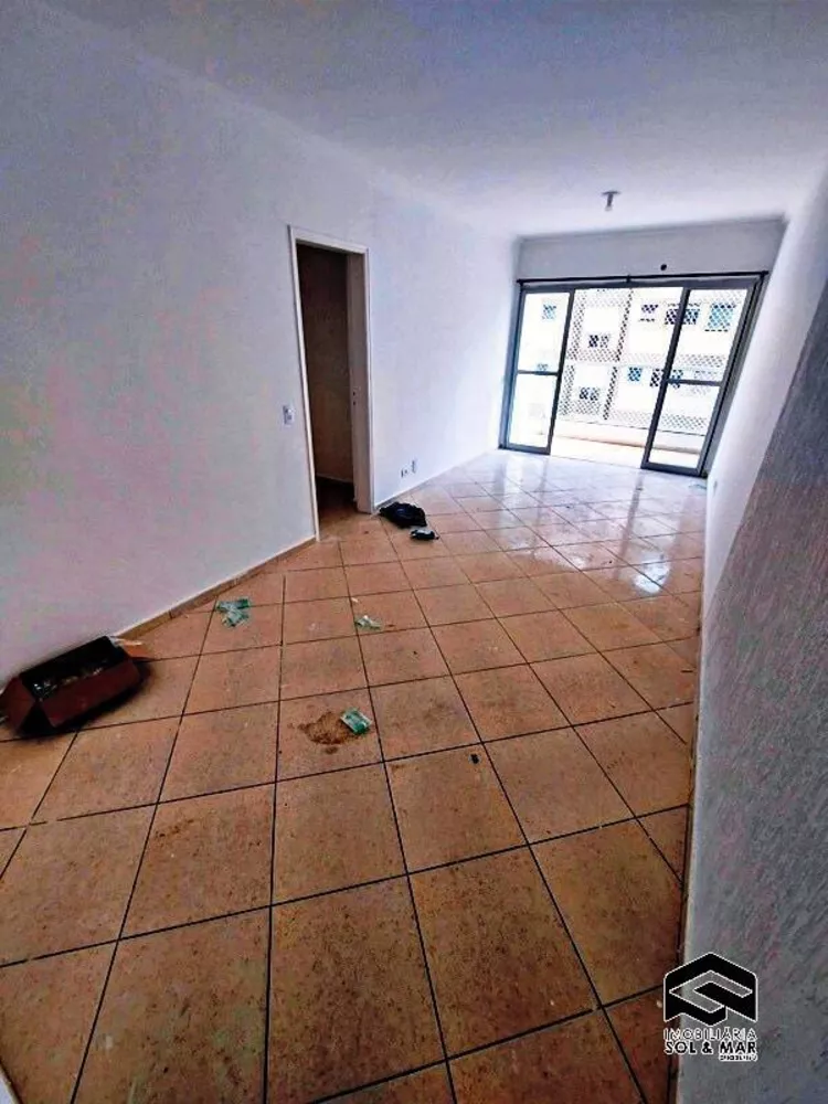 Apartamento à venda com 3 quartos, 80m² - Foto 1