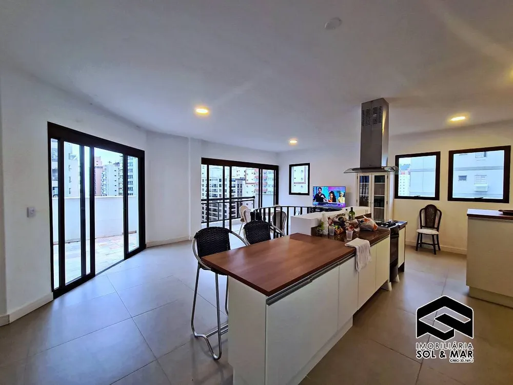 Cobertura, 4 quartos, 215 m² - Foto 14