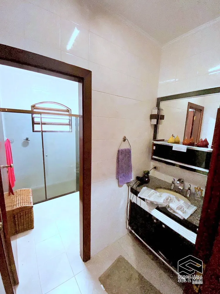 Casa, 3 quartos, 245 m² - Foto 8
