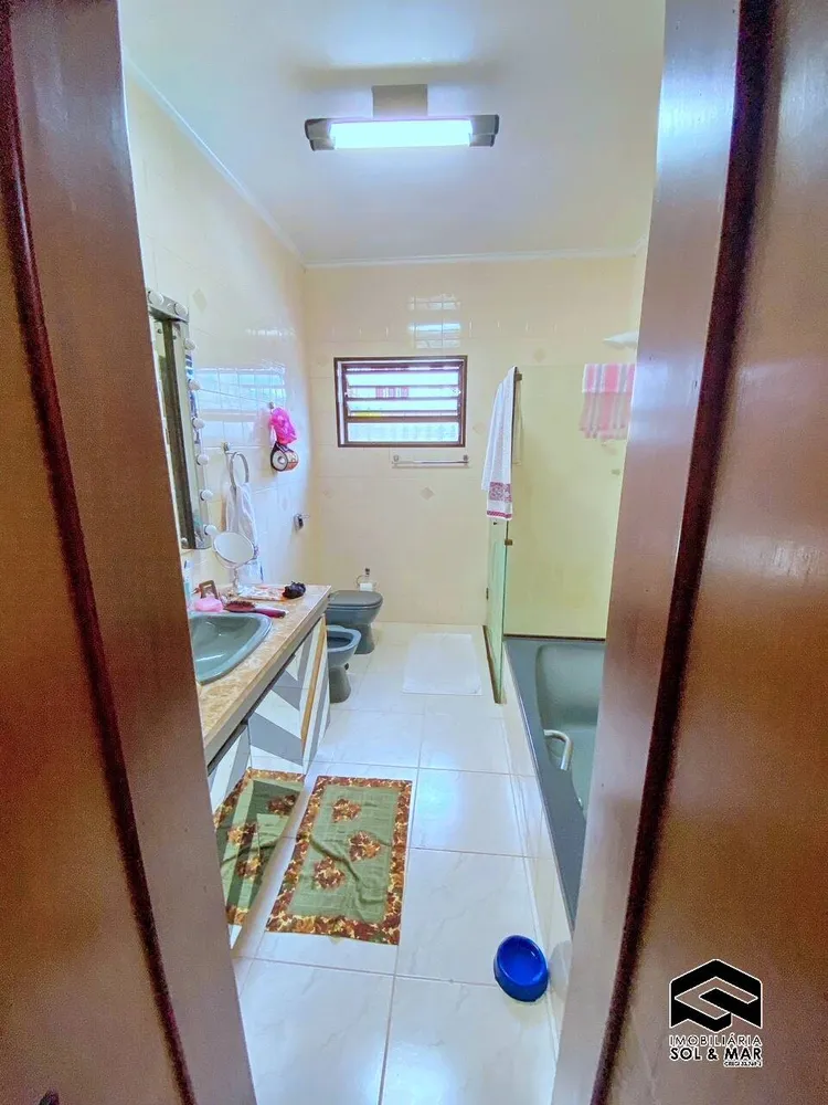 Casa, 3 quartos, 245 m² - Foto 11