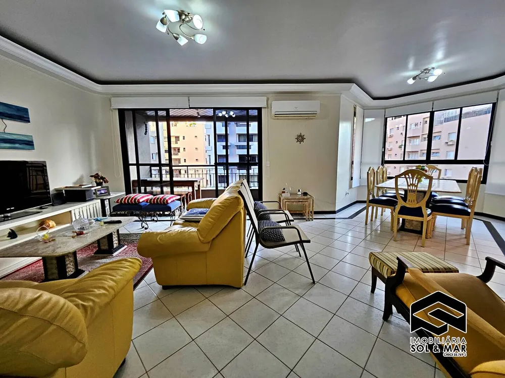 Apartamento, 3 quartos, 135 m² - Foto 1
