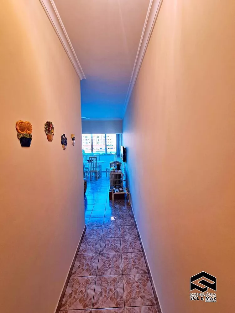 Apartamento à venda com 2 quartos, 70m² - Foto 2