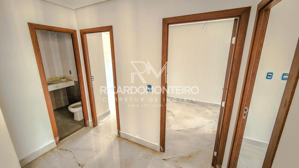 Apartamento à venda com 3 quartos, 94m² - Foto 3