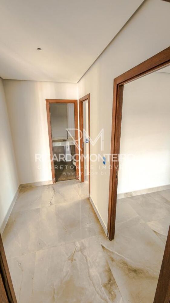 Apartamento à venda com 3 quartos, 94m² - Foto 4