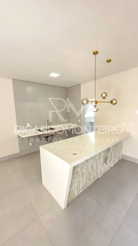 Casa, 4 quartos, 320 m² - Foto 2