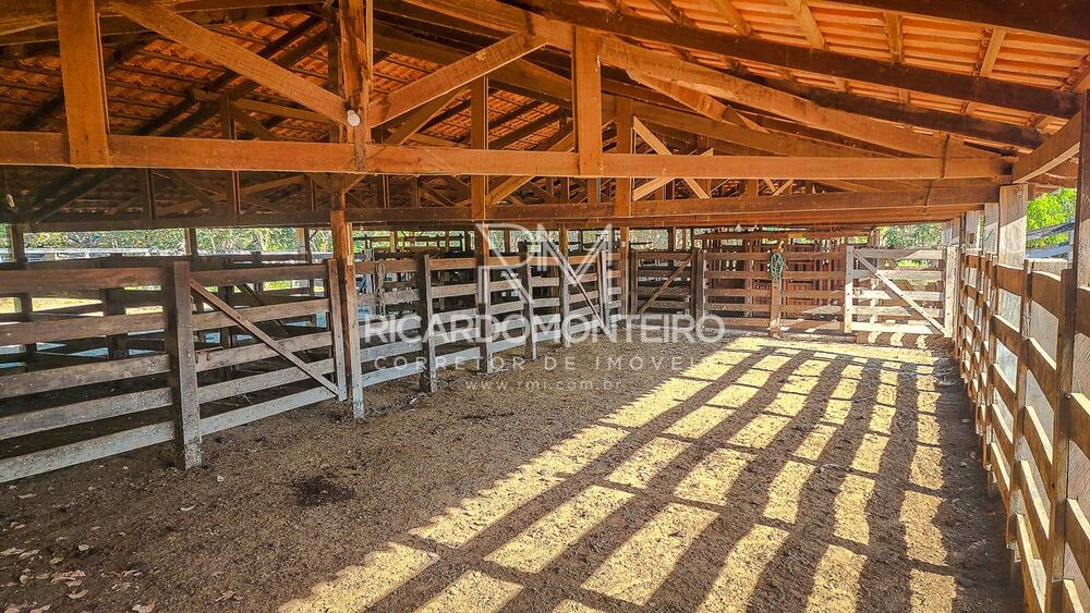 Fazenda à venda, 4400000m² - Foto 1