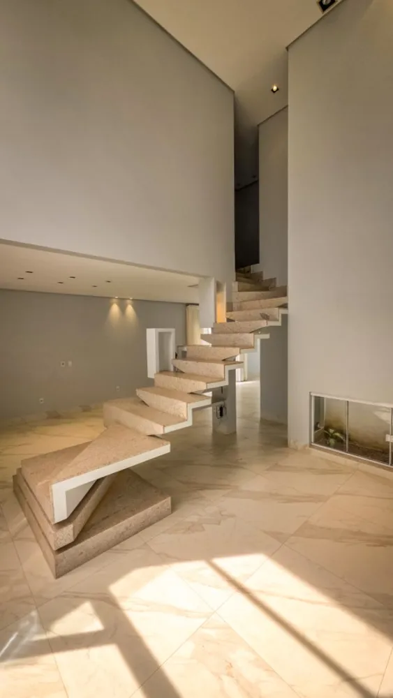 Casa, 5 quartos, 230 m² - Foto 1