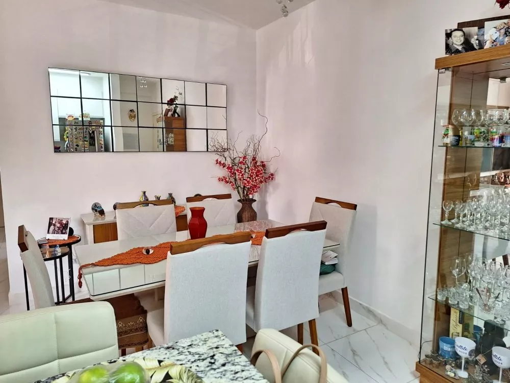 Apartamento à venda com 3 quartos, 71m² - Foto 2