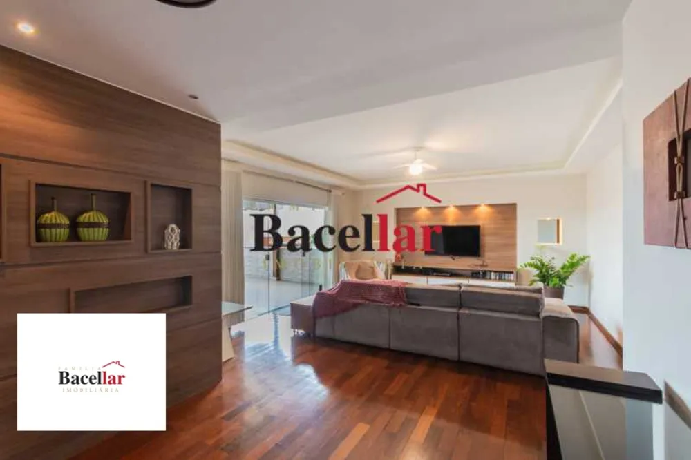 Cobertura, 3 quartos, 243 m² - Foto 1