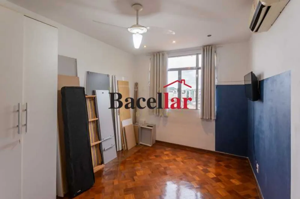 Cobertura, 3 quartos, 243 m² - Foto 2
