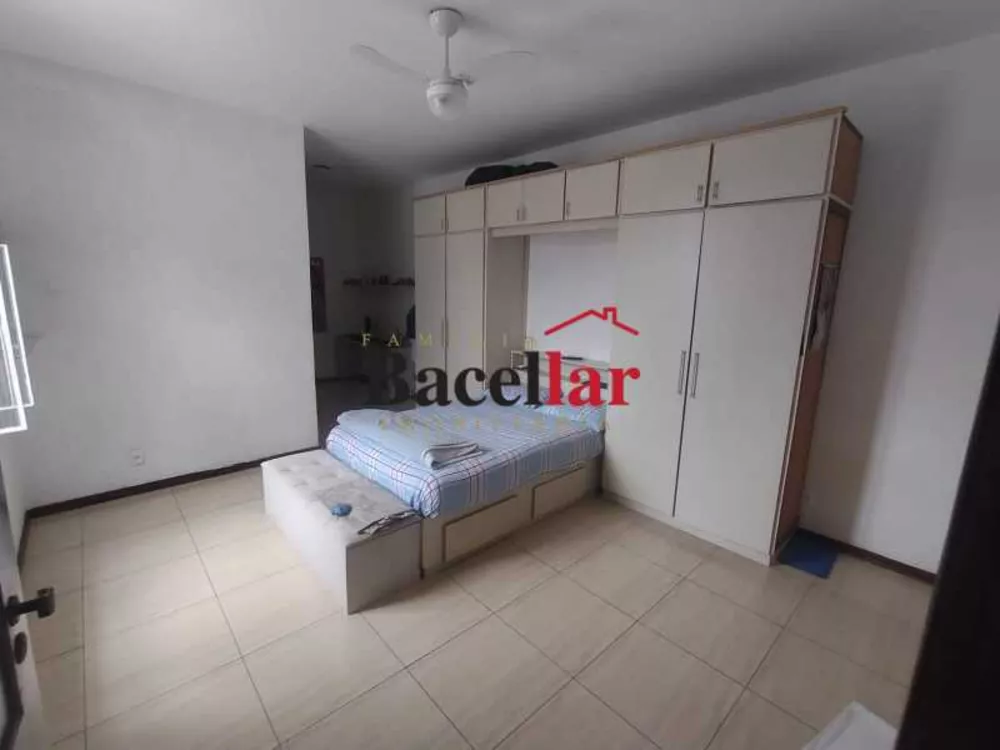 Casa, 3 quartos, 240 m² - Foto 3