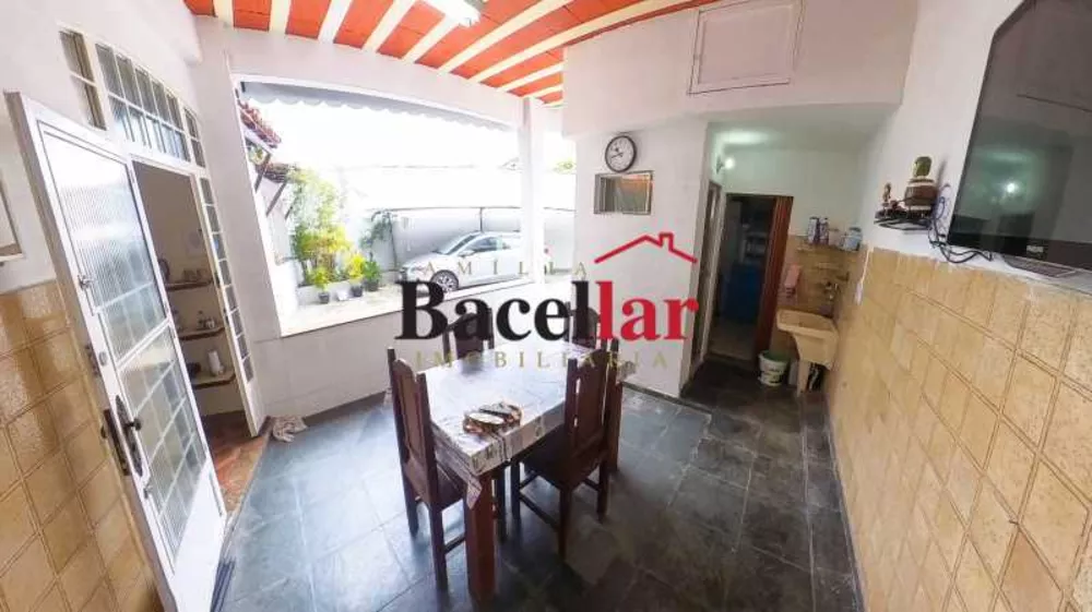 Casa, 3 quartos, 240 m² - Foto 32