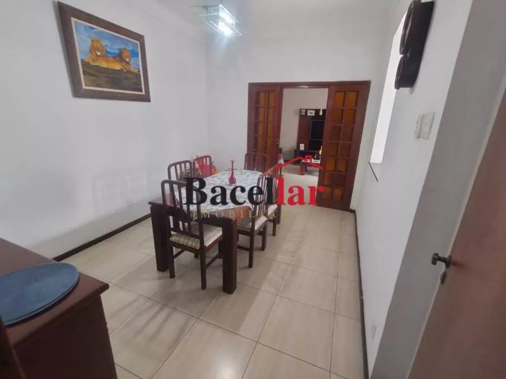 Casa, 3 quartos, 240 m² - Foto 2