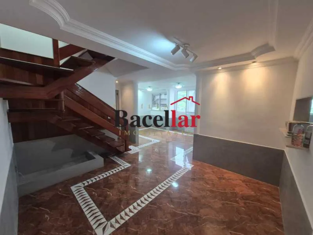 Cobertura, 3 quartos, 150 m² - Foto 1