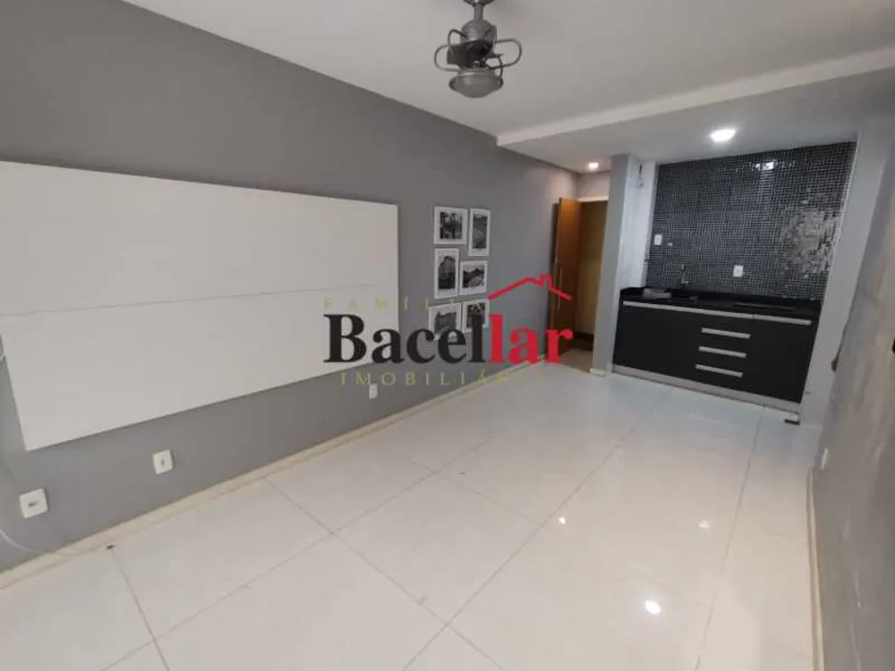 Apartamento, 1 quarto, 37 m² - Foto 1