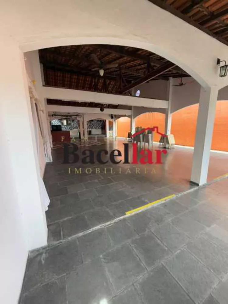 Casa, 2 quartos, 219 m² - Foto 4