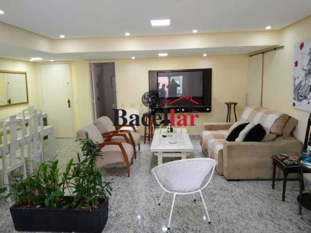 Cobertura, 3 quartos, 250 m² - Foto 2