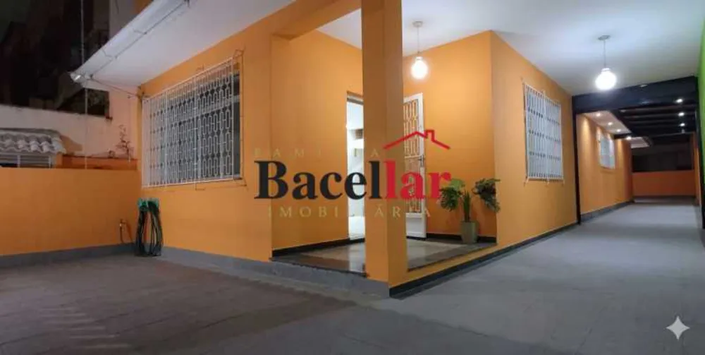 Casa, 3 quartos, 142 m² - Foto 1