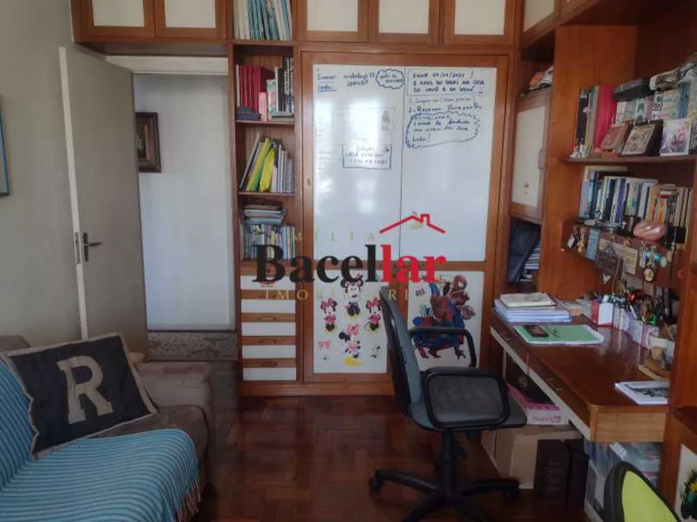 Apartamento, 3 quartos, 139 m² - Foto 2