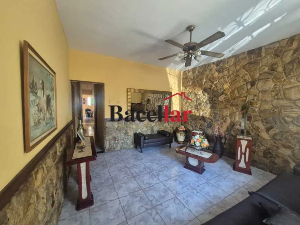 Casa, 3 quartos, 280 m² - Foto 1
