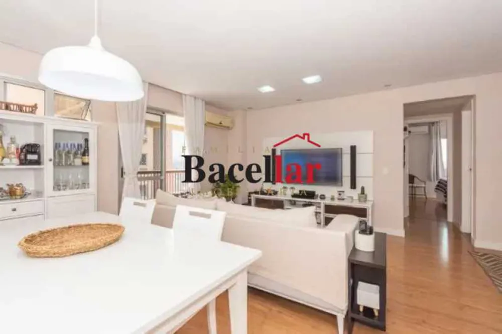 Apartamento, 2 quartos, 77 m² - Foto 1