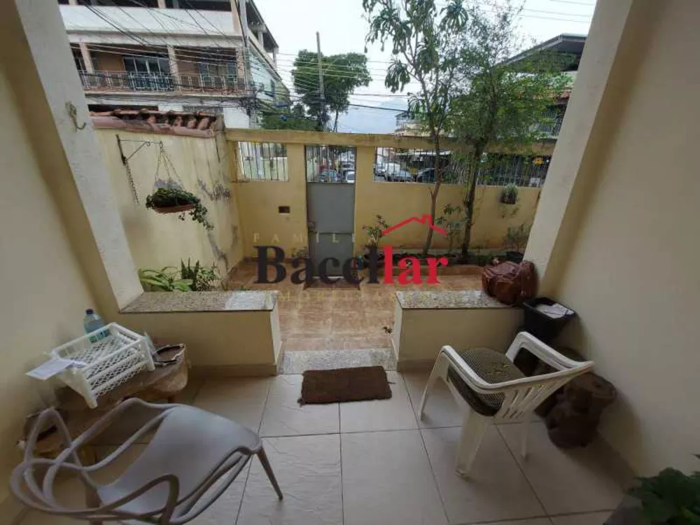 Casa, 4 quartos, 219 m² - Foto 1